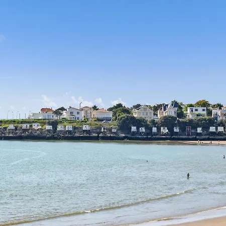 1 Bedroom Cozy Apartment In Royan アパート *