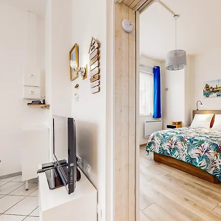 1 Bedroom Cozy Apartment In Royan *